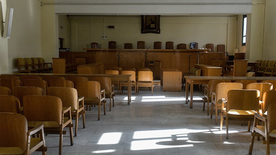 Κορωνοϊός: «Λουκέτο» 14 ημερών στα δικαστήρια - Στοπ στους πλειστηριασμούς - Φωτογραφία 1