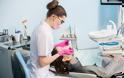 Κορωνοϊός: Οι οδοντίατροι θα δέχονται μόνο τα έκτακτα περιστατικά