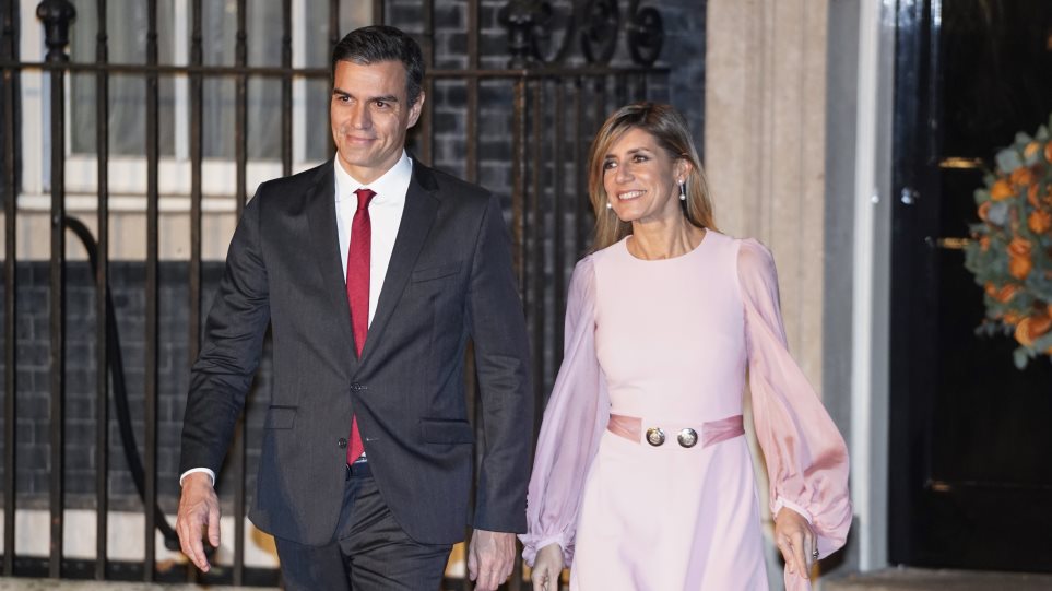 Ισπανία: Θετική η σύζυγός του Πέδρο Σάντσεθ - Φωτογραφία 1