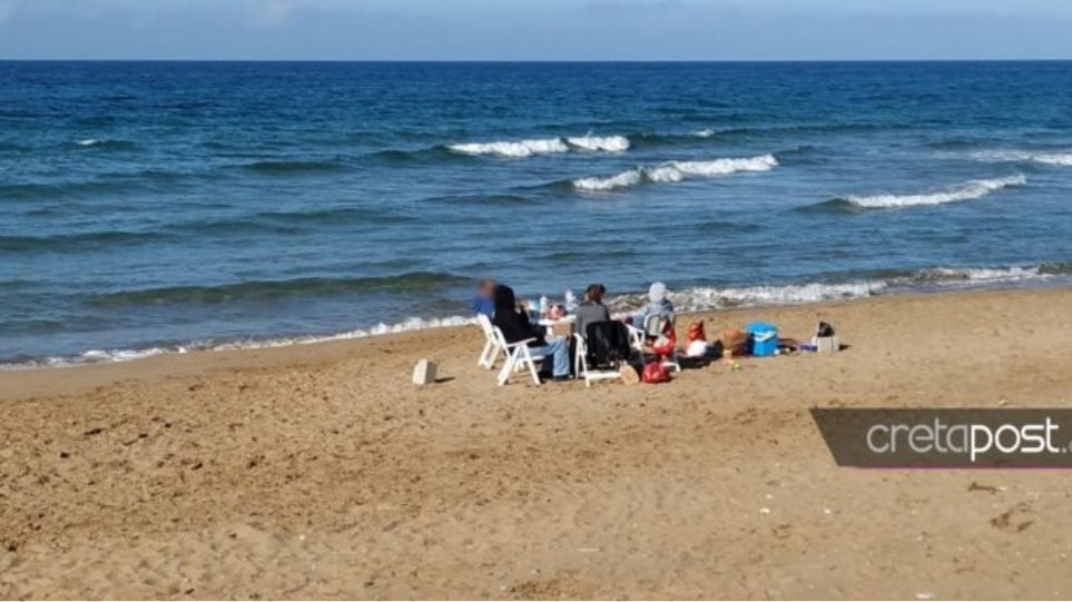 Η καραντίνα πήγε… παραλία στην Κρήτη - Φωτογραφία 1