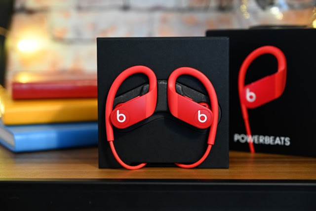 Τα ακουστικά Powerbeats 4 είναι επίσημα διαθέσιμα και γνωρίζουμε τη τιμή τους - Φωτογραφία 1