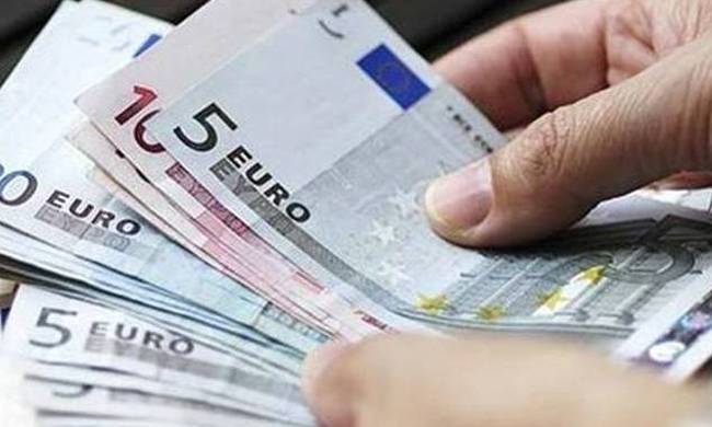 Κορωνοϊός: Το μηνιαίο έκτακτο επίδομα στους εργαζόμενους θα είναι 400 ευρώ - Φωτογραφία 1