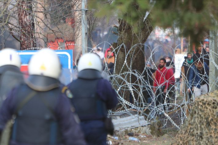 Εβρος: Ενταση στα σύνορα τα ξημερώματα -Μετανάστες προσπάθησαν να περάσουν από το φράχτη - Φωτογραφία 1