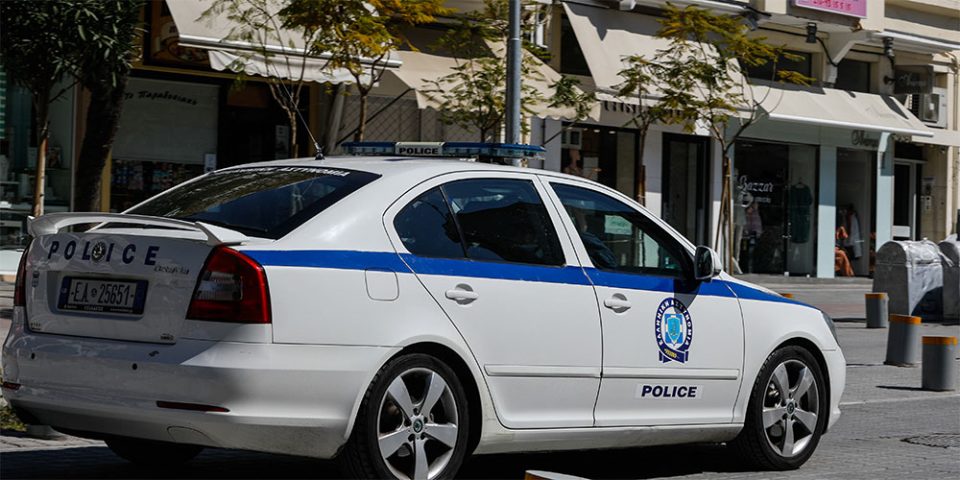 Σύλληψη δύο ανήλικων αγοριών για παιδική πορνογραφία στην Κέρκυρα - Φωτογραφία 1
