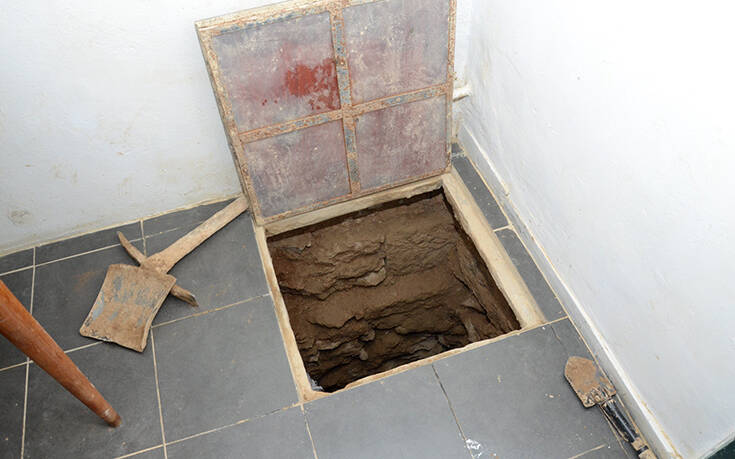 Αντιτρομοκρατική: Αυτό είναι το οπλοστάσιο και το τούνελ που βρέθηκε στη γιάφκα στα Σεπόλια (εικόνες) - Φωτογραφία 1