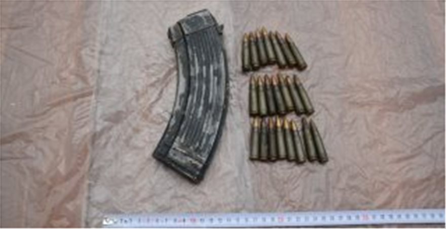 Τρομοκρατία: Αυτό είναι το οπλοστάσιο που βρέθηκε στα Σεπόλια -Φωτος - Φωτογραφία 14