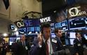 Wall Street: Συνεχίζεται «χωρίς φρένο» η πτώση