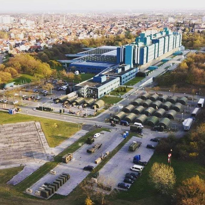 Κορονοϊός - Ο Πλανήτης σε πολιορκία: Γήπεδα, πάρκινγκ, εκθεσιακά κέντρα γίνονται νοσοκομεία - Φωτογραφία 16