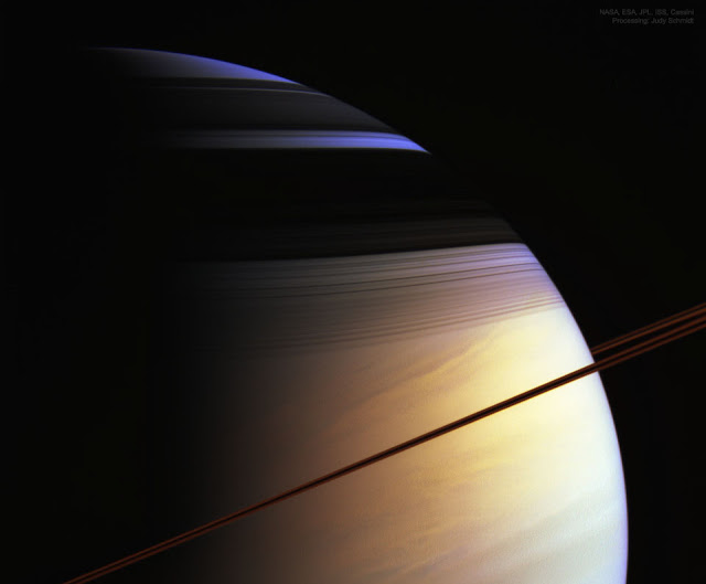 The Colors of Saturn from Cassini - Φωτογραφία 1