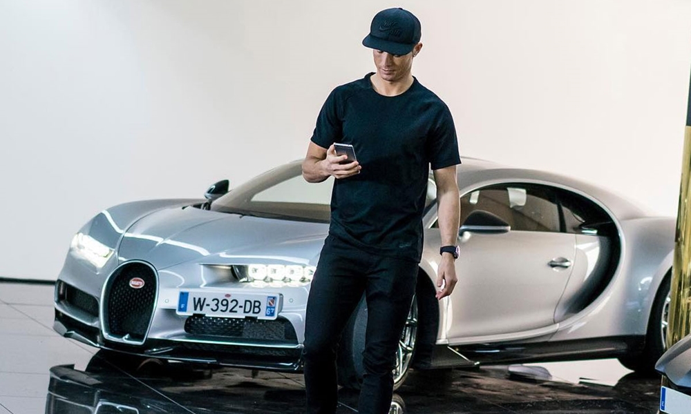Ronaldo αγόρασε και την Bugatti Centodieci; - Φωτογραφία 2