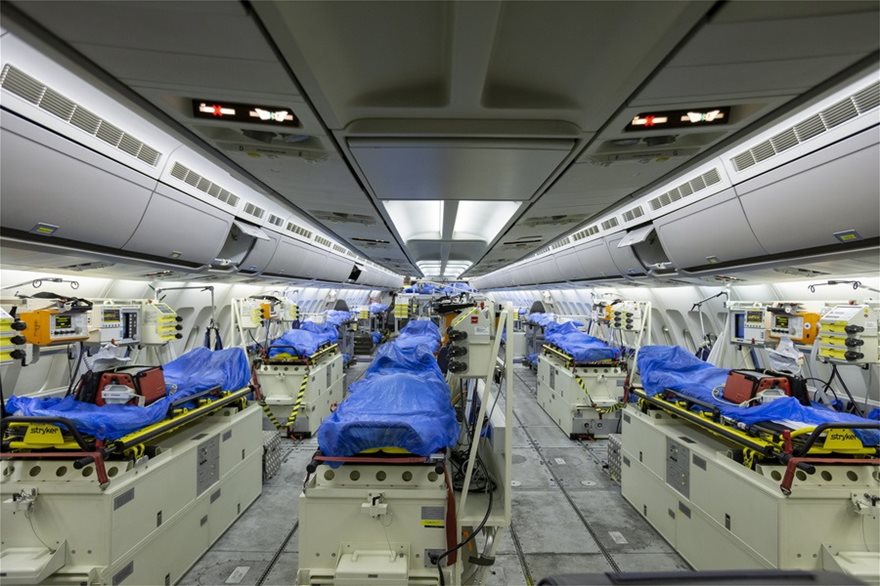 Γαλλία: Στρατιωτικά αεροπλάνα μεταφέρουν στο εξωτερικό ασθενείς σε κρίσιμη κατάσταση - Φωτογραφία 3