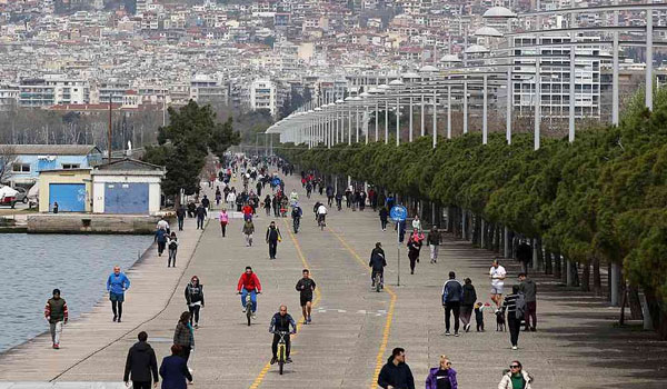 Ζέρβας: Θα κλείσει η παραλία της Θεσσαλονίκης αν δεν συμμορφωθούν οι πολίτες - Φωτογραφία 1