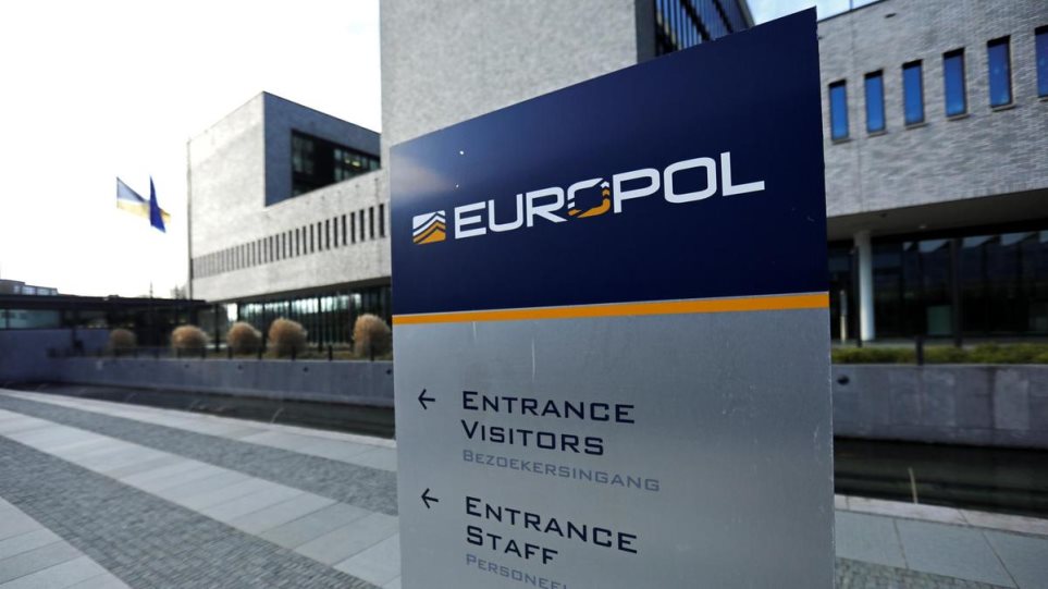 Europol προειδοποιεί για χιλιάδες κρούσματα απάτης - Φωτογραφία 1
