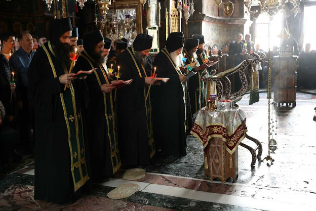 13455 - Το Μυστήριο του Αγίου Ευχελαίου. Φωτογραφίες από την Ιερά Μονή Βατοπαιδίου - Φωτογραφία 4