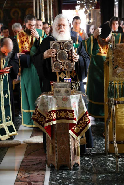 13455 - Το Μυστήριο του Αγίου Ευχελαίου. Φωτογραφίες από την Ιερά Μονή Βατοπαιδίου - Φωτογραφία 6