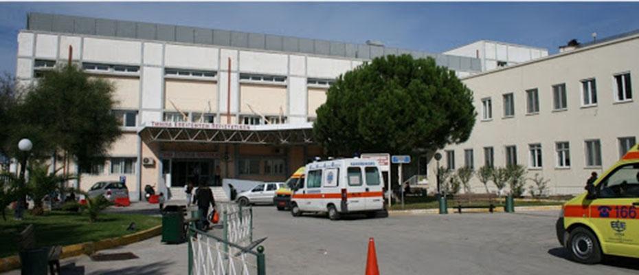 ΤΩΡΑ: 65χρονος ασθενής έπεσε στο κενό από τον 2ο όροφο του Νοσοκομείου Κορίνθου - Φωτογραφία 1
