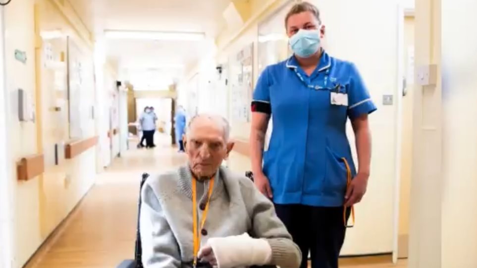 Βρετανία: 99χρονος επέζησε του Β΄ Παγκοσμίου Πολέμου, νίκησε και τον ιό - Φωτογραφία 1