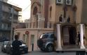 Κουκάκι: Ακόμα και μέσα στο ναό έψαξε η αστυνομία τον ιερέα -Βίντεο - Φωτογραφία 1