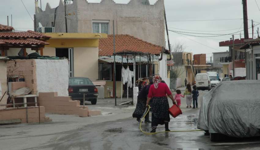 Λήψη μέτρων στον οικισμό Ρομά του Δροσερού Ξάνθης - Φωτογραφία 1
