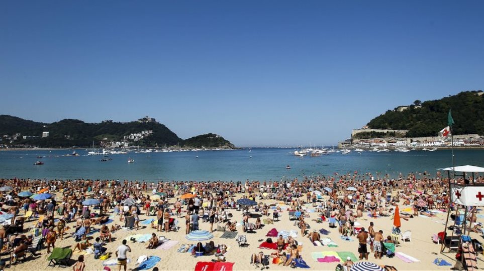 Ισπανία: Οι λουόμενοι στις παραλίες θα πρέπει να κρατούν απόσταση 2 μέτρων - Φωτογραφία 1
