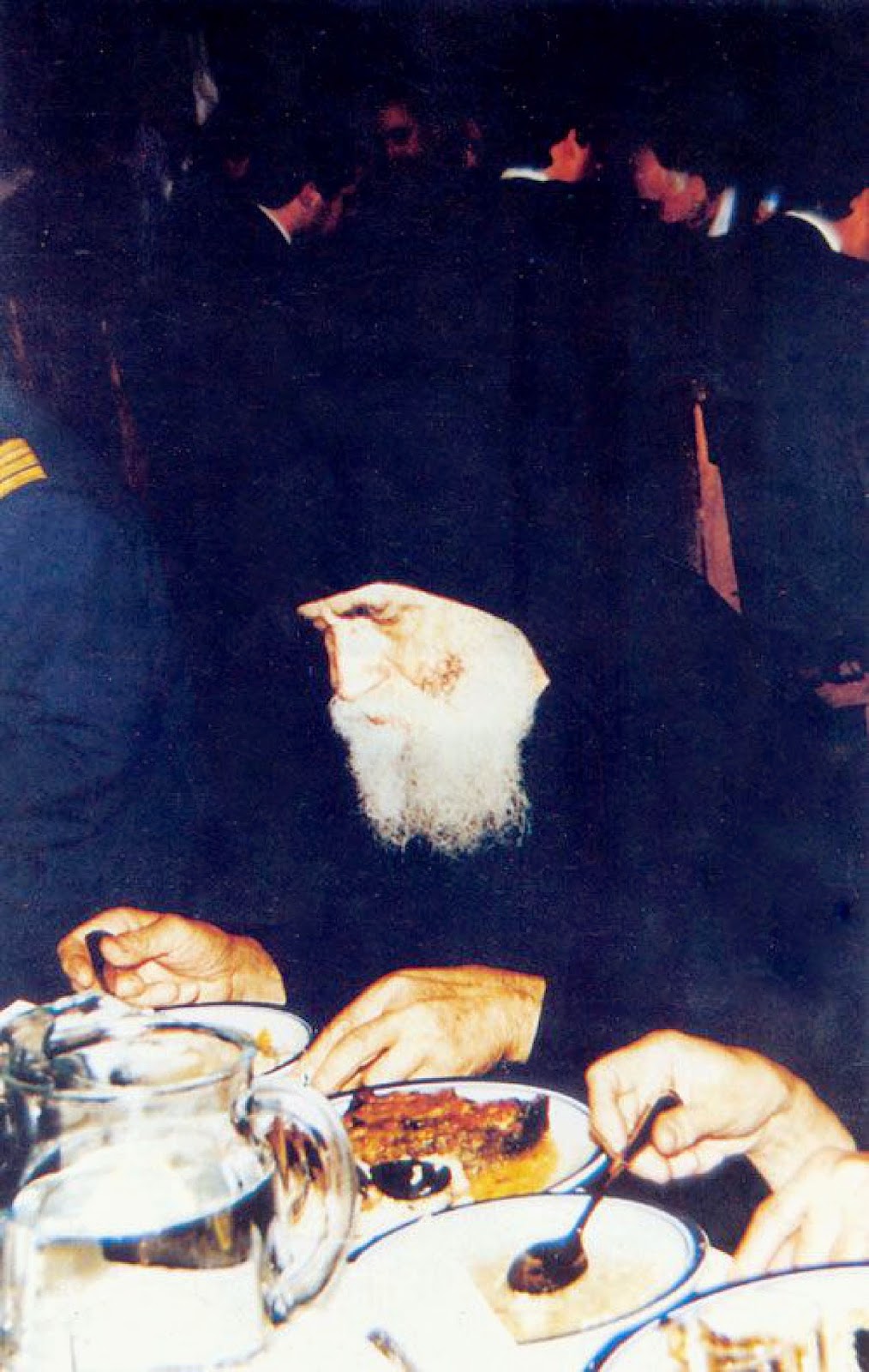 ΘΗΣΑΥΡΟΣ! Δεκάδες φωτογραφίες του αγαπημένου μας Αγίου Γέροντος Παϊσίου του Αγιορέιτου - Φωτογραφία 156