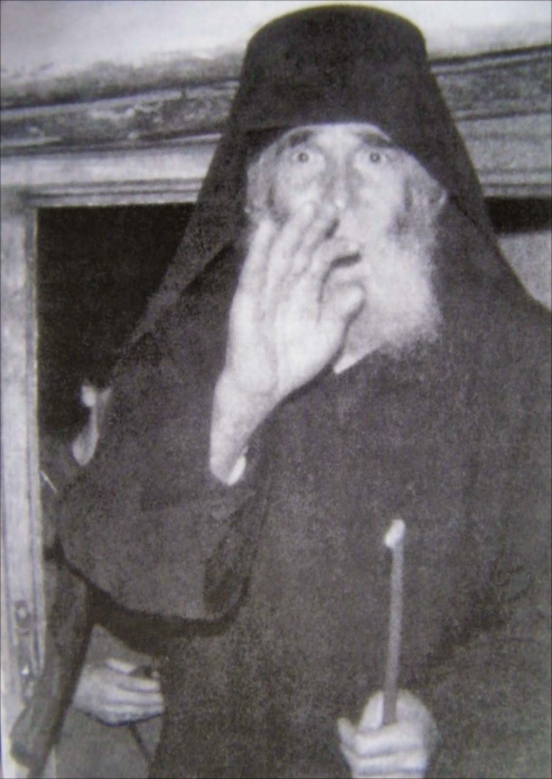 ΘΗΣΑΥΡΟΣ! Δεκάδες φωτογραφίες του αγαπημένου μας Αγίου Γέροντος Παϊσίου του Αγιορέιτου - Φωτογραφία 80