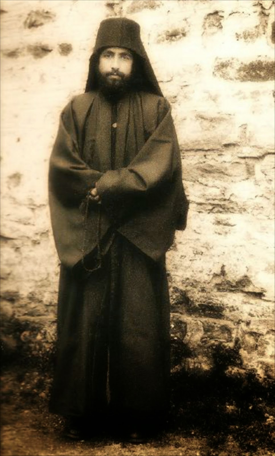 ΘΗΣΑΥΡΟΣ! Δεκάδες φωτογραφίες του αγαπημένου μας Αγίου Γέροντος Παϊσίου του Αγιορέιτου - Φωτογραφία 88