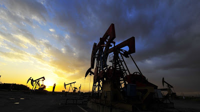 Γιατί καταρρέουν οι τιμές πετρελαίου και οδηγούν σε κρίση μεγαλύτερη του κοροναϊού; - Φωτογραφία 1