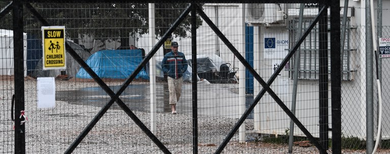 Νέα βόμβα κορονοϊού στη Μαλακάσα: Σε καραντίνα η δομή, αστυνομικοί, γιατροί σε Παίδων και Καπανδρίτι - Φωτογραφία 1