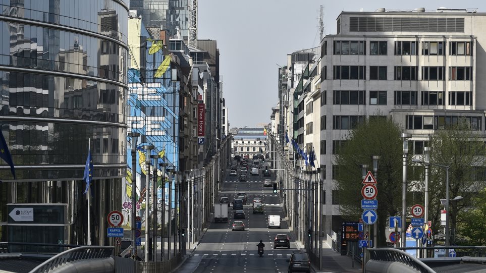 Βρυξέλλες: Πεζόδρομοι και ποδηλατόδρομοι όλες οι λεωφόροι - Φωτογραφία 1