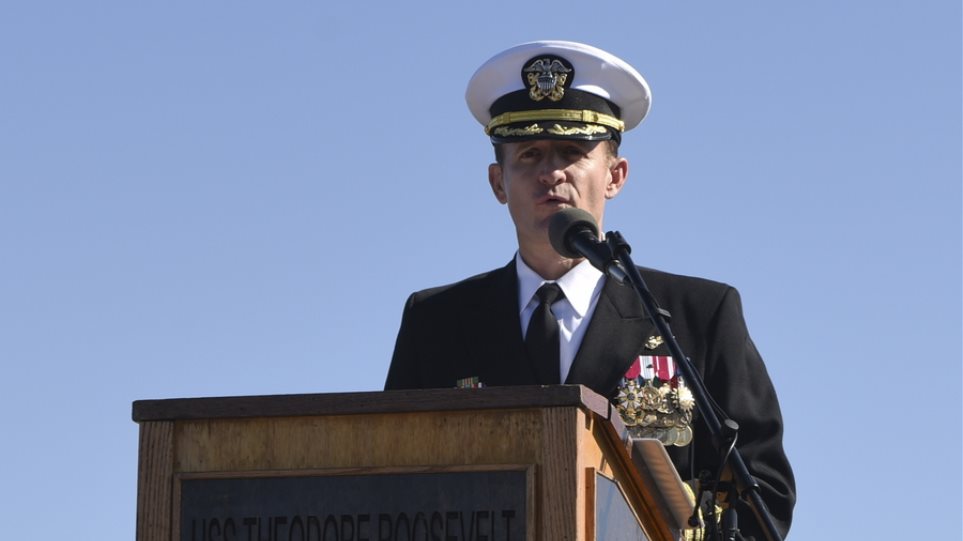 ΗΠΑ: To Πολεμικό Ναυτικό ζητά να αποκατασταθεί ο πλοίαρχος του αεροπλανοφόρου Ρούζβελτ - Φωτογραφία 1