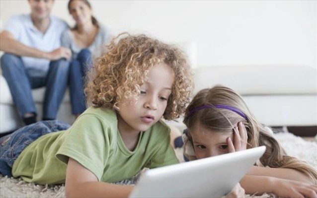 28% των γονέων ανησυχεί για το επιβλαβές διαδικτυακό περιεχόμενο - Φωτογραφία 1
