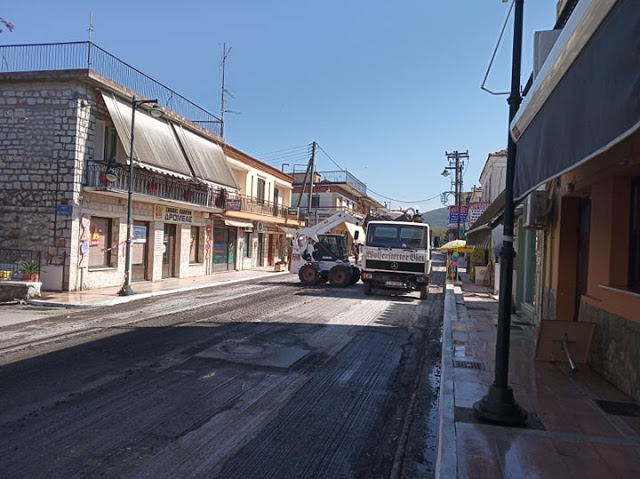 Σε ασφαλτόστρωση στο Κεντρικό δρόμο ΒΟΝΙΤΣΑΣ προχωρά η Περιφέρεια Δυτικής Ελλάδας - Φωτογραφία 3