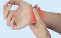 Τενοντίτιδα με πόνο χαμηλά στο χέρι στον καρπό. Αιτίες που συμβαίνει και πώς προλαμβάνεται;