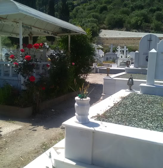 Καθαρίστηκε το κοιμητήριο ΑΣΤΑΚΟΥ - Φωτογραφία 3