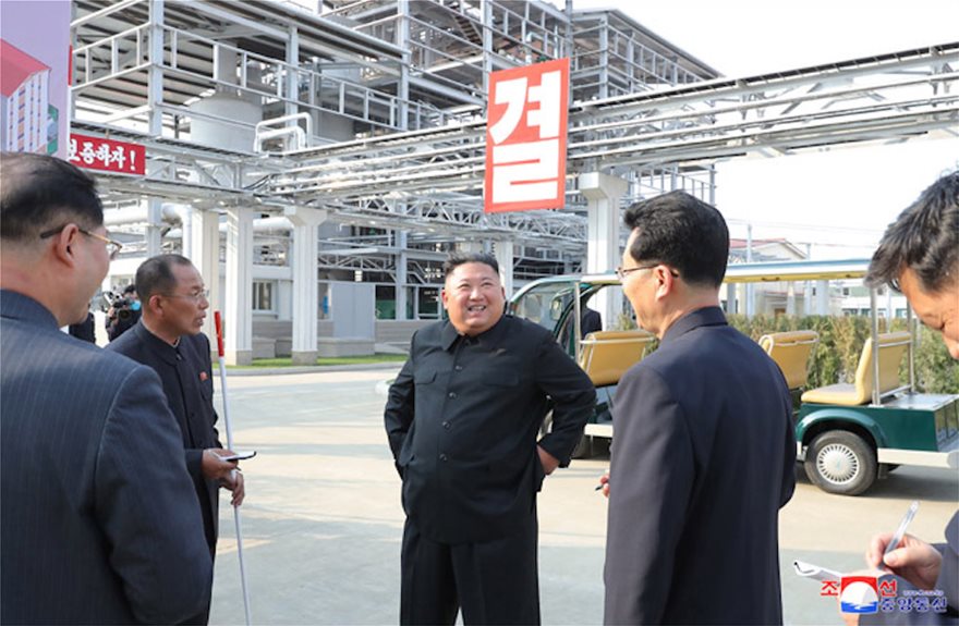 Κιμ Γιονγκ Ουν: Πρώτη δημόσια εμφάνιση μετά από 20 ημέρες σε εγκαίνια εργοστασίου - Φωτογραφία 3