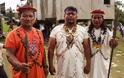 Ισημερινός: Φυλή ιθαγενών του Αμαζονίου αποφάσισε να κρυφτεί στη ζούγκλα για να γλιτώσει από τον κορωνοϊό