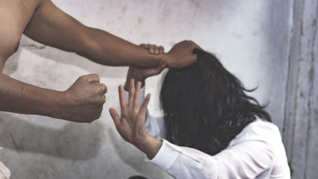 Τετραπλασιάστηκαν τα περιστατικά ενδοοικογενειακής βίας τον Απρίλιο - Φωτογραφία 1