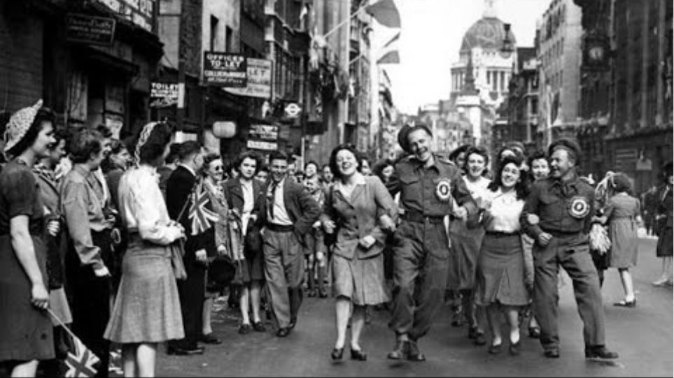 Β' Παγκόσμιος Πόλεμος: Η Ευρώπη γιορτάζει τα 75 χρόνια από το τέλος του εν μέσω της πανδημίας - Φωτογραφία 3