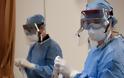 Τα «ορφανά» κρούσματα προκαλούν ανησυχία για την πορεία του ιού στη χώρα