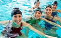 Το κολύμπι φέρνει υγεία Η κολύμβηση κάνει καλό στην καρδιά, πνεύμονες, μυς, μειώνει το άγχος, δροσίζει