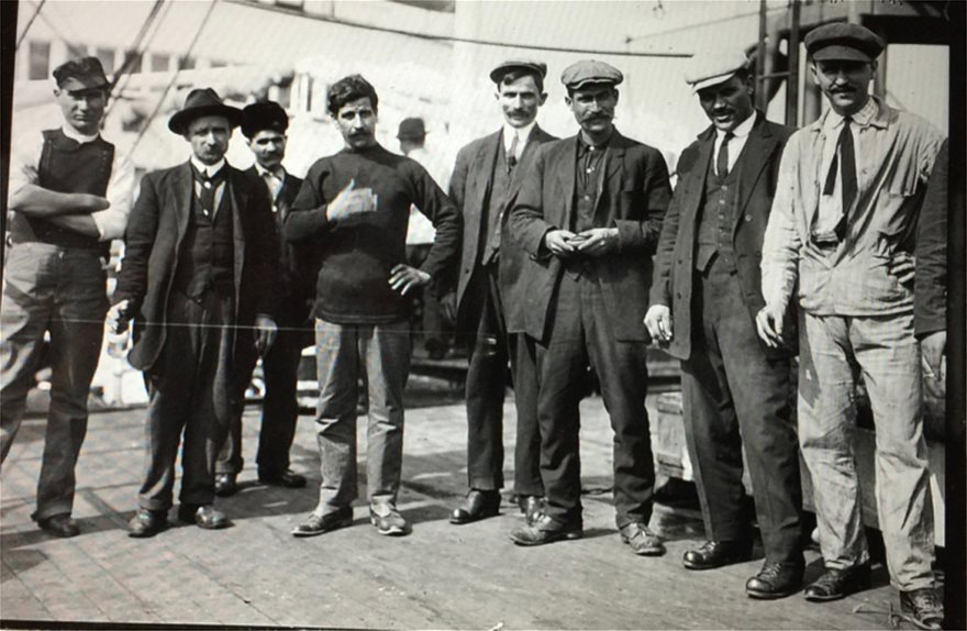 Οι πρώτοι Έλληνες μετανάστες στις Η.Π.Α.: Τα επαγγέλματά τους, οι συνθήκες διαβίωσής τους και το πογκρόμ της Κου Κλουξ Κλαν(1909) - Φωτογραφία 4