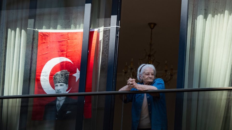 Τουρκία: Με κομμένο ρεύμα πάνω από 900.000 νοικοκυριά λόγω απλήρωτων λογαριασμών - Φωτογραφία 1