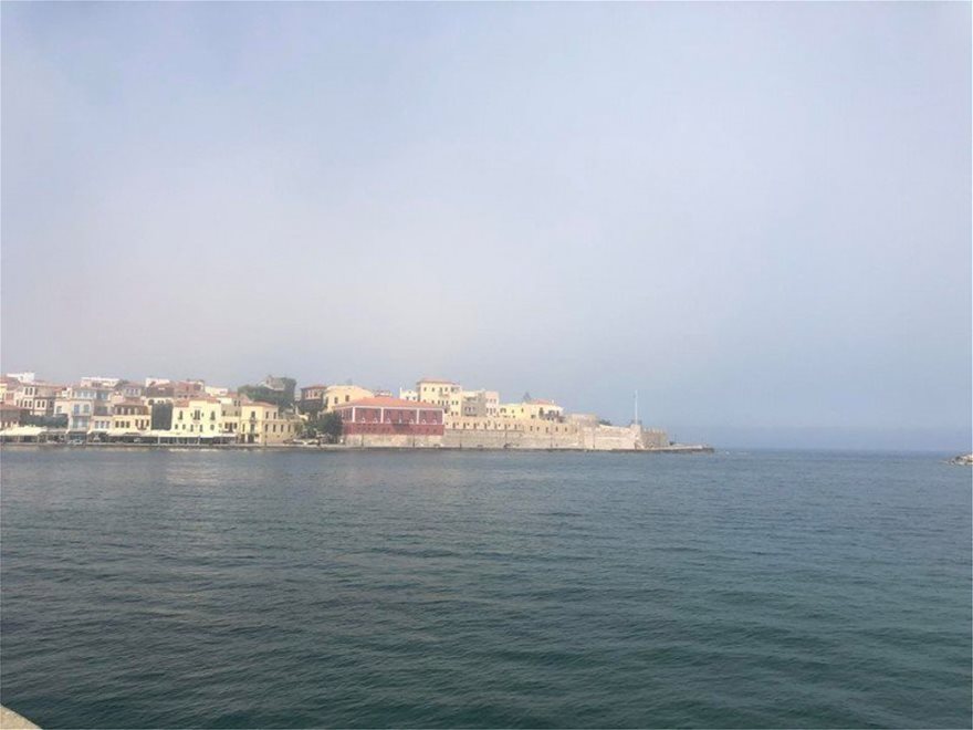 ΦΩΤΟΣ.Τι είναι το φαινόμενο της «μεταφερόμενης ομίχλης» που εμφανίστηκε στα Χανιά - Φωτογραφία 4