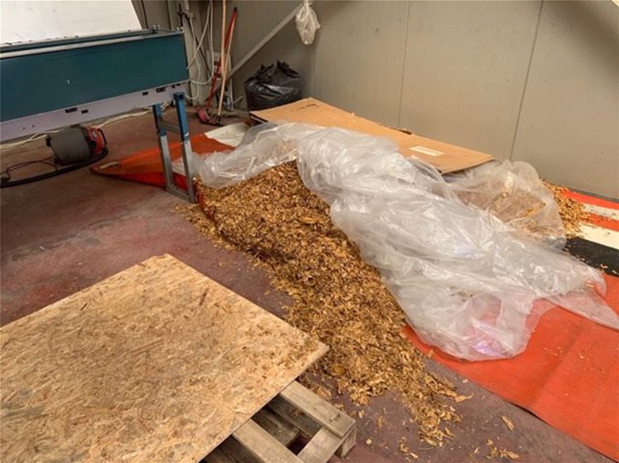 Λαύριο: Εντόπισαν παράνομο εργαστήριο καπνού - Κατασχέθηκαν 22 τόνοι -φωτος - Φωτογραφία 6