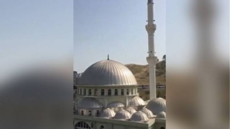 Τουρκία: Ξανά τραγούδια στα τζαμιά της Σμύρνης μια ημέρα μετά το Bella Ciao - Φωτογραφία 1
