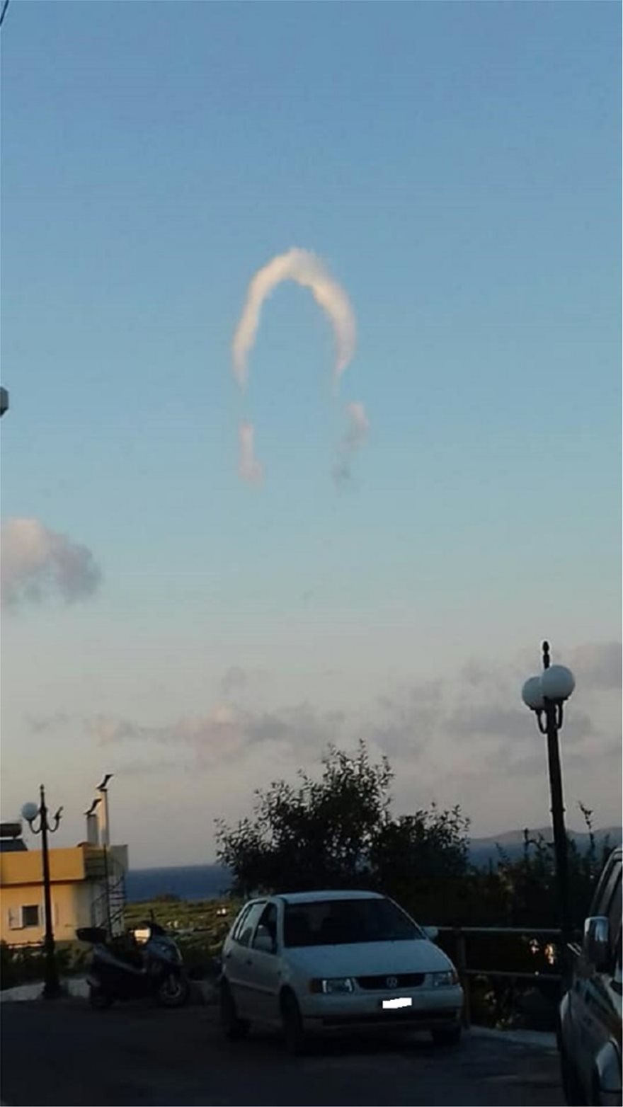 Εικόνες - βίντεο από τον ουρανό της Κρήτης -σπάνιο σύννεφο «Horseshoe cloud» - Φωτογραφία 3