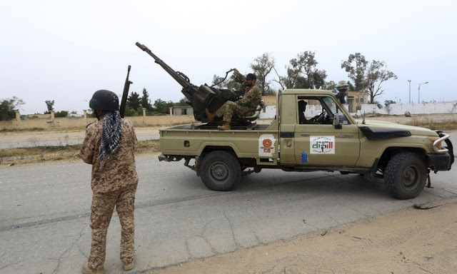 “Η Λιβύη εξελίσσεται σε νέα Συρία” δηλώνει ο Γάλλος ΥΠΕΞ που ανησυχεί - Φωτογραφία 2