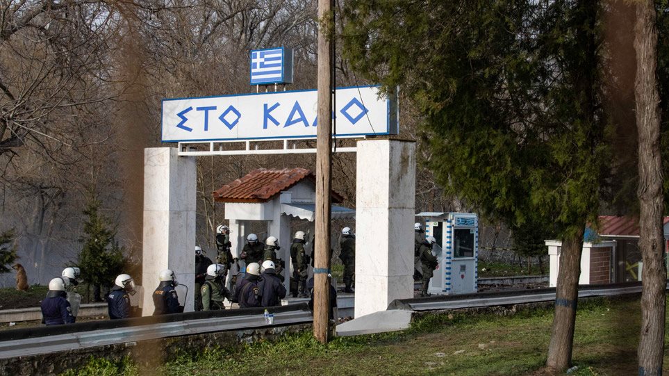 Έβρος: Η Ελλάδα προχωρά με τον φράχτη - Νέα πρόκληση από την Τουρκία για τις δηλώσεις Δένδια - Φωτογραφία 1