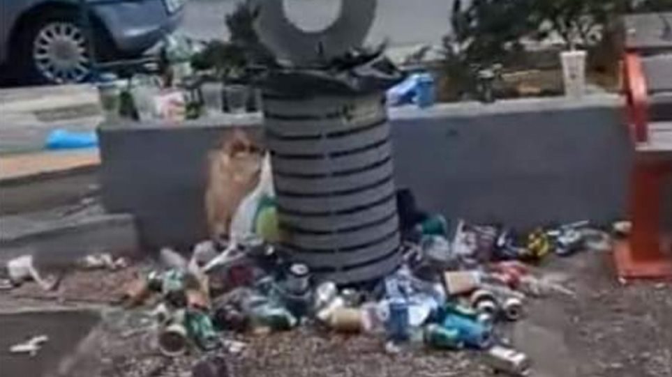 Ποιοι έκαναν σκουπιδότοπο την πλατεία Βαρνάβα - Φωτογραφία 1